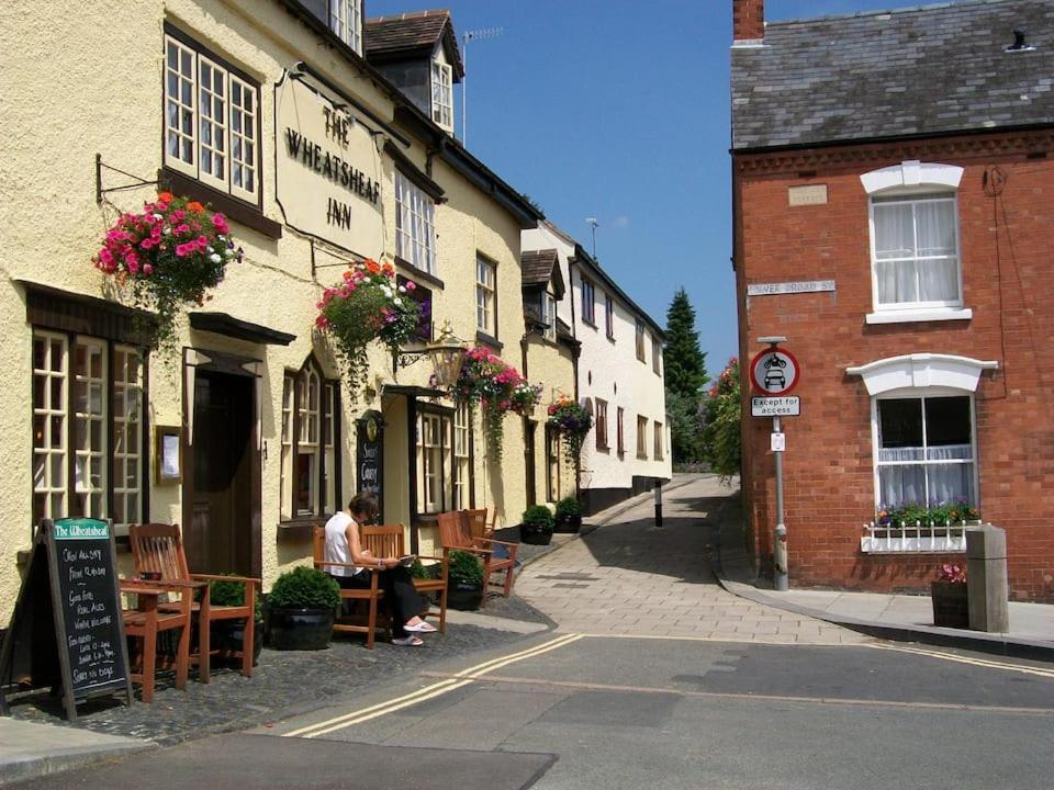 Frog Cottage, Ludlow - A Charming Townhouse For 4 Экстерьер фото