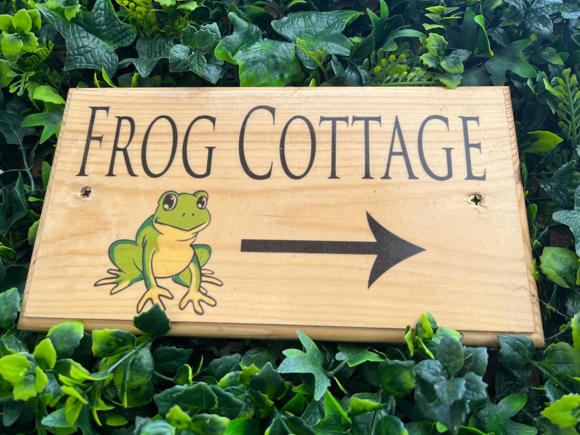 Frog Cottage, Ludlow - A Charming Townhouse For 4 Экстерьер фото