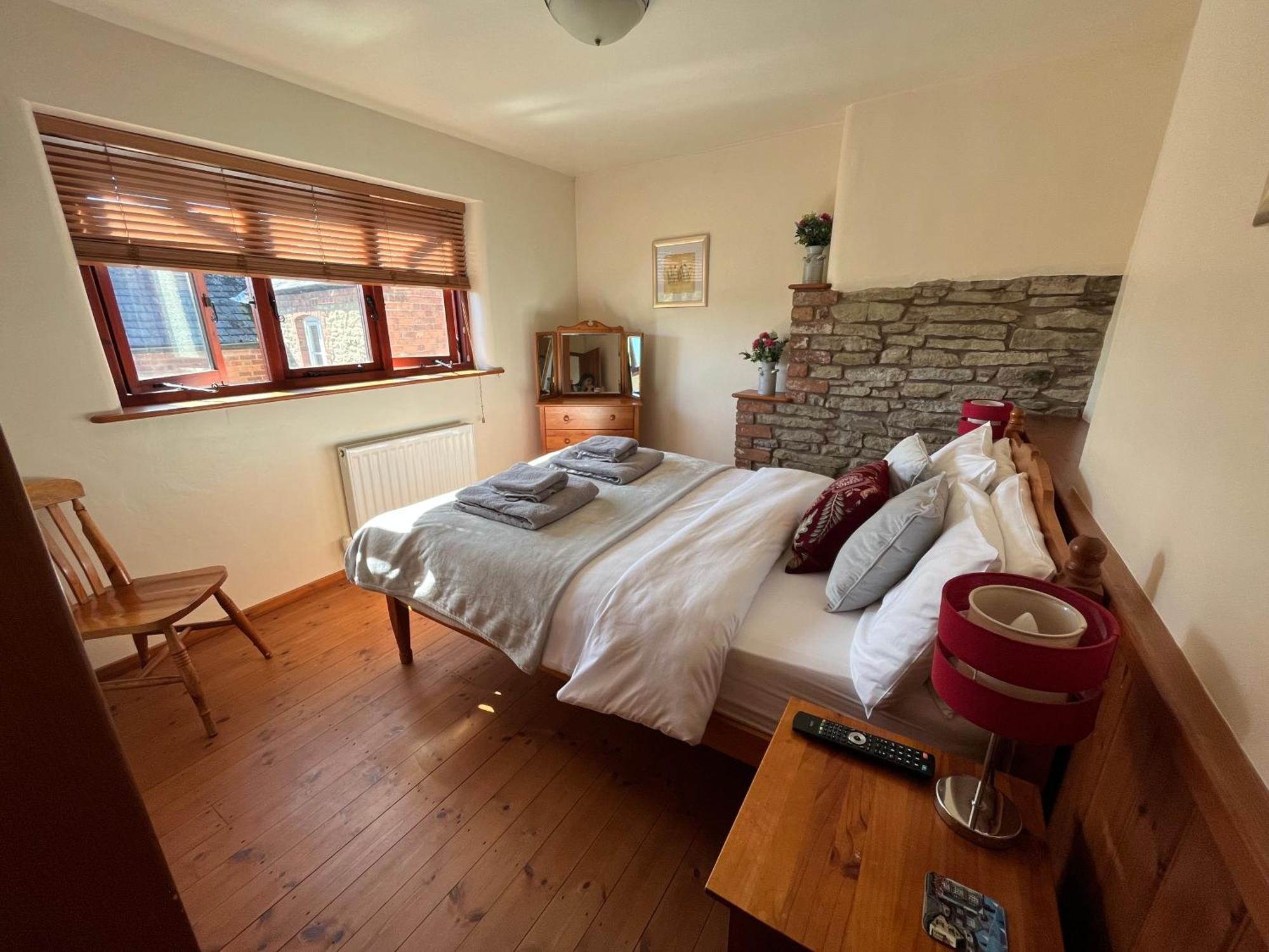 Frog Cottage, Ludlow - A Charming Townhouse For 4 Экстерьер фото